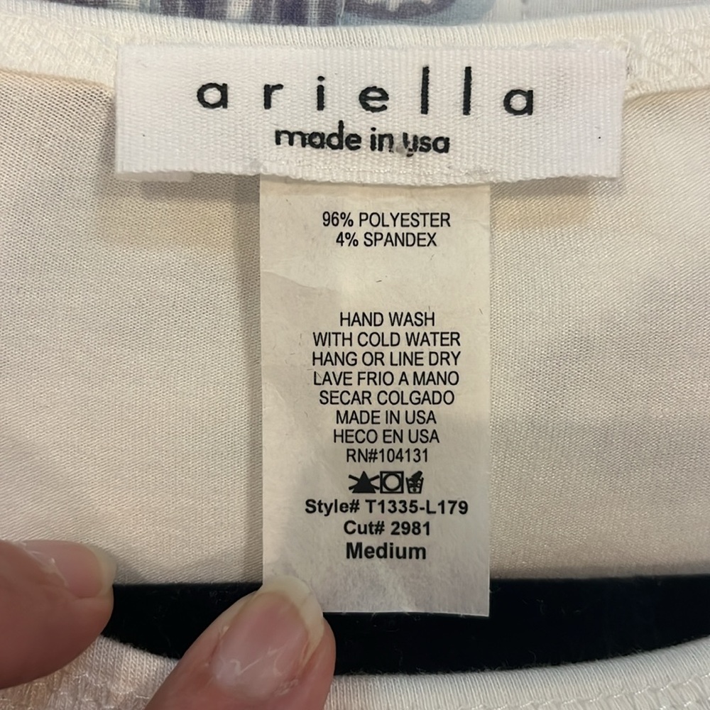 Bright white drop shoulder three quarter sleeve top. - Picture 5 of 6